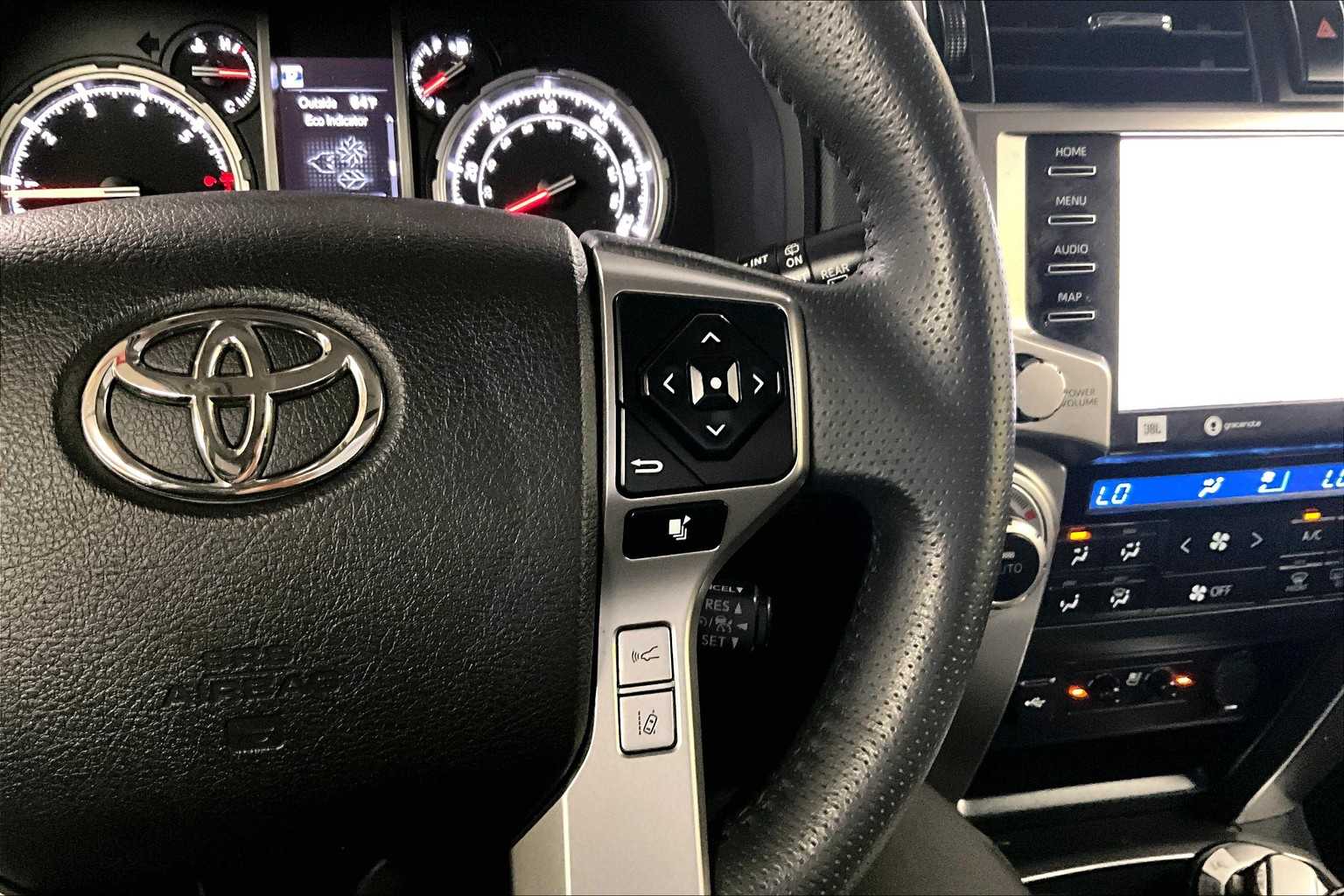 2022 Toyota 4Runner Limited - Photo 24
