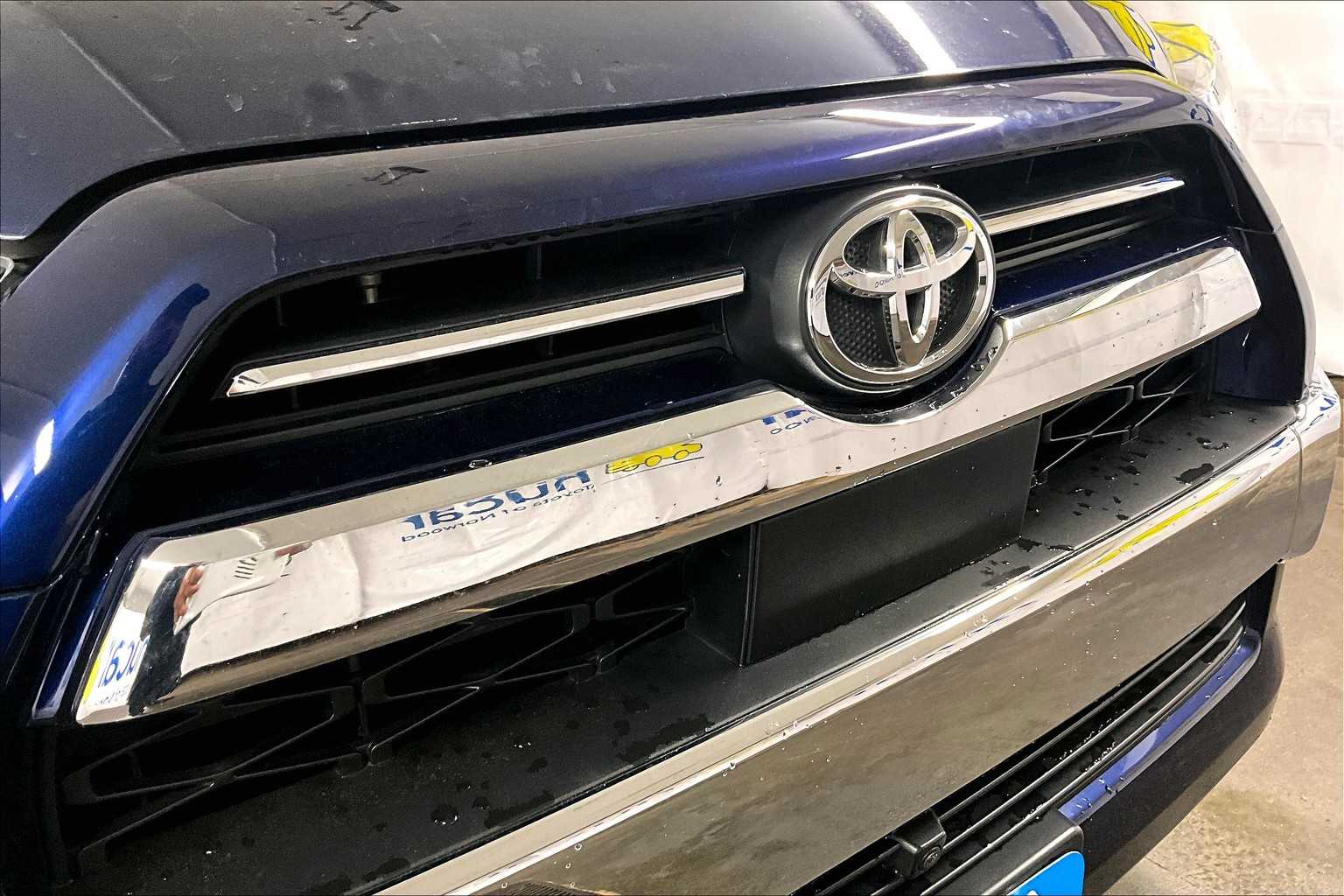 2022 Toyota 4Runner Limited - Photo 31