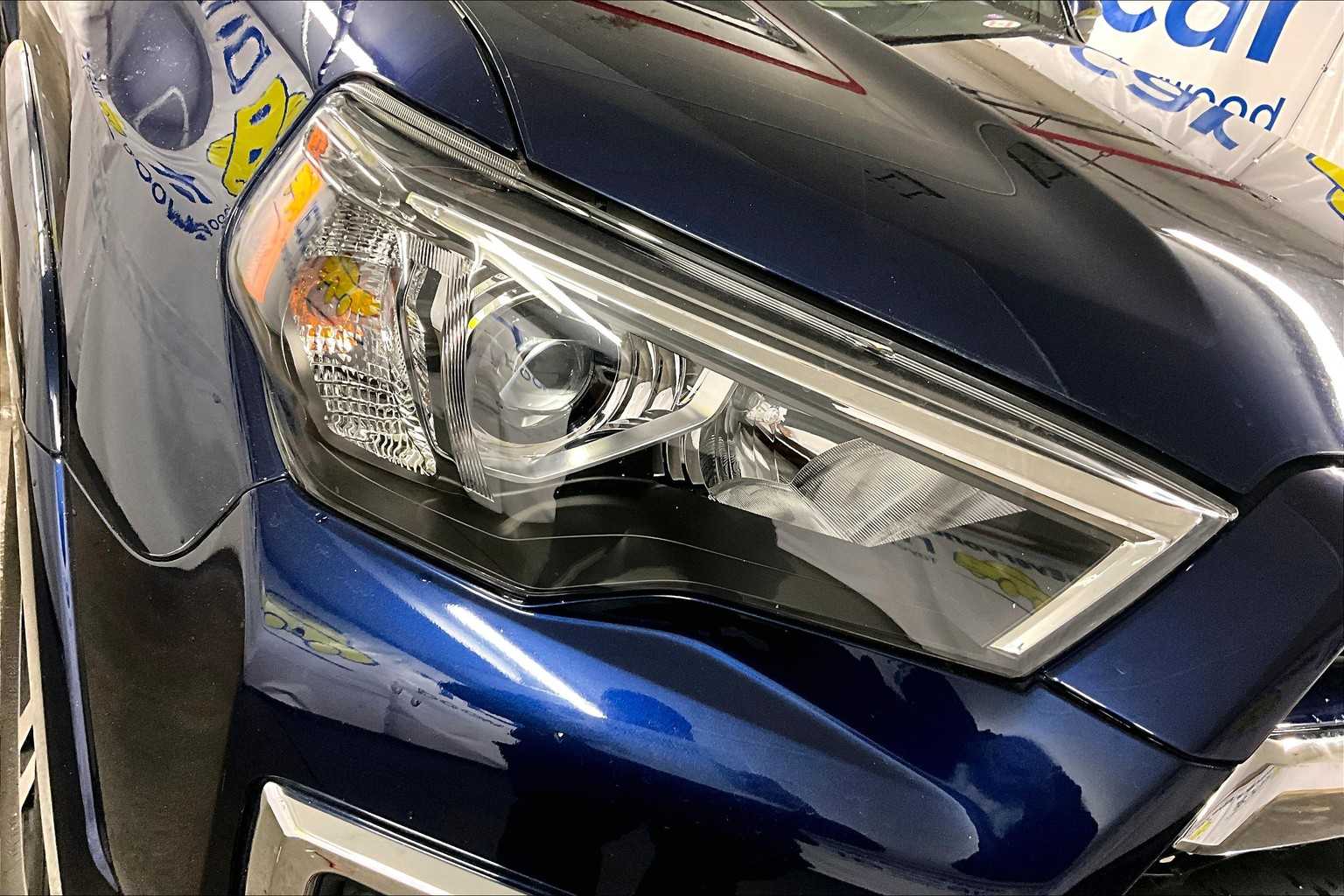 2022 Toyota 4Runner Limited - Photo 32