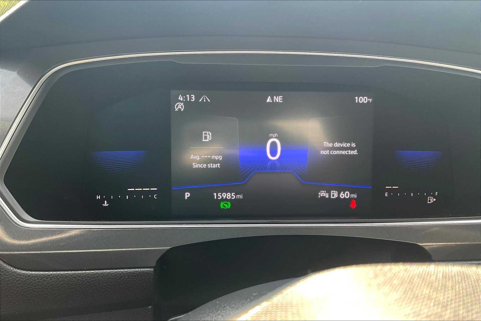2022 Volkswagen Tiguan SE - Photo 25