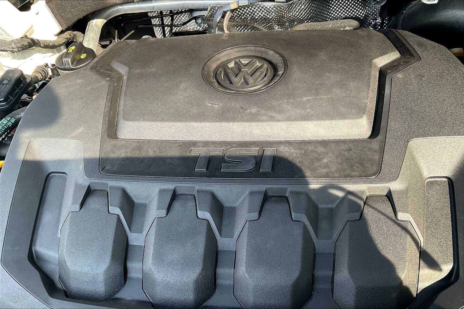 2022 Volkswagen Tiguan SE - Photo 34