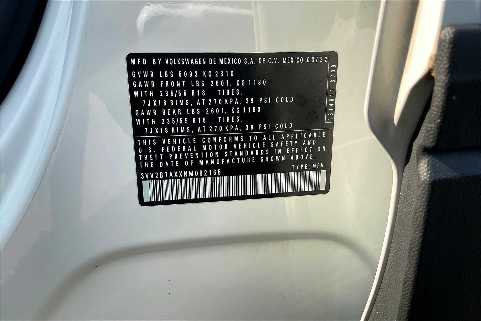 2022 Volkswagen Tiguan SE - Photo 35