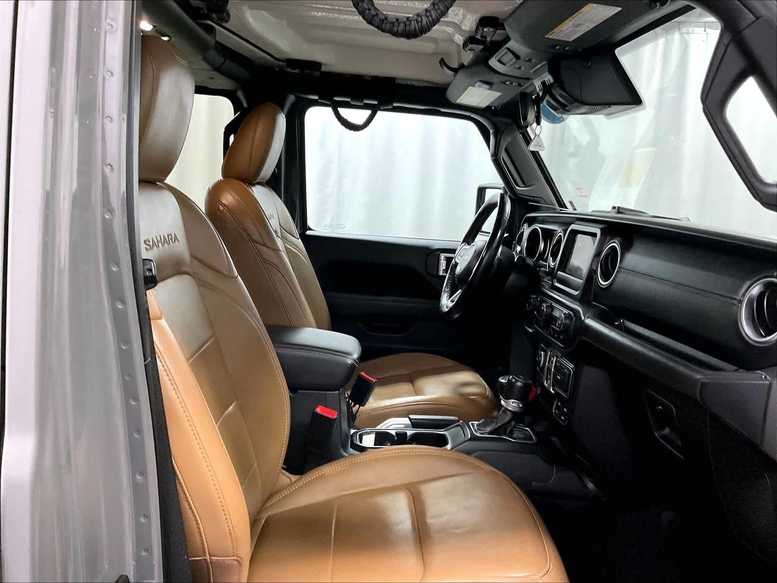 2020 Jeep Wrangler Unlimited Sahara - Photo 11