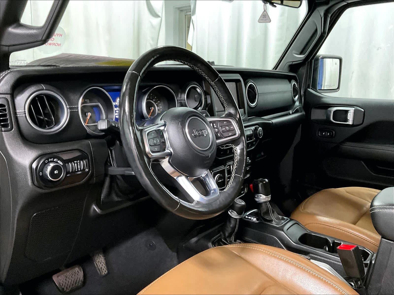 2020 Jeep Wrangler Unlimited Sahara - Photo 8