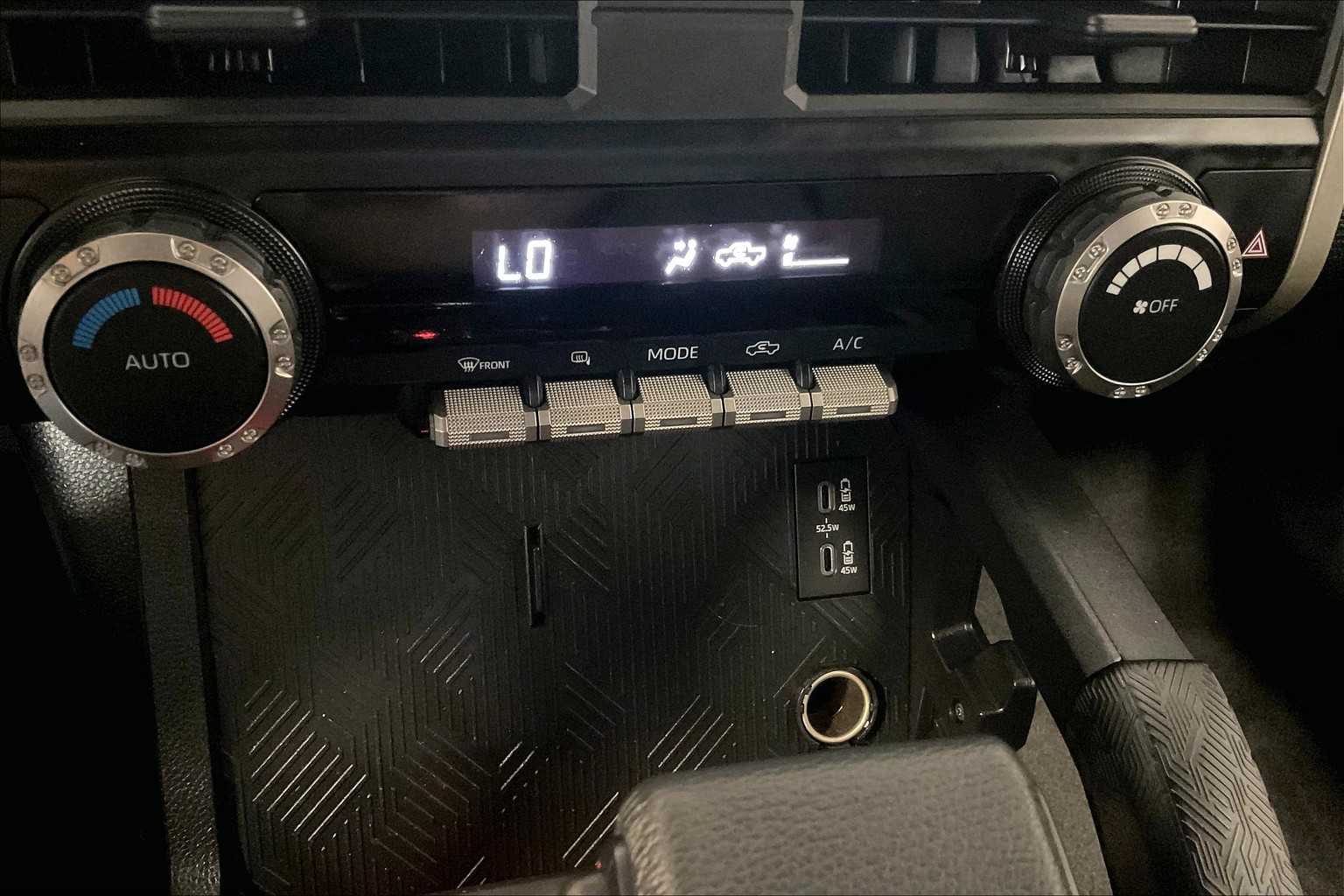 2024 Toyota Tacoma TRD Off Road - Photo 25