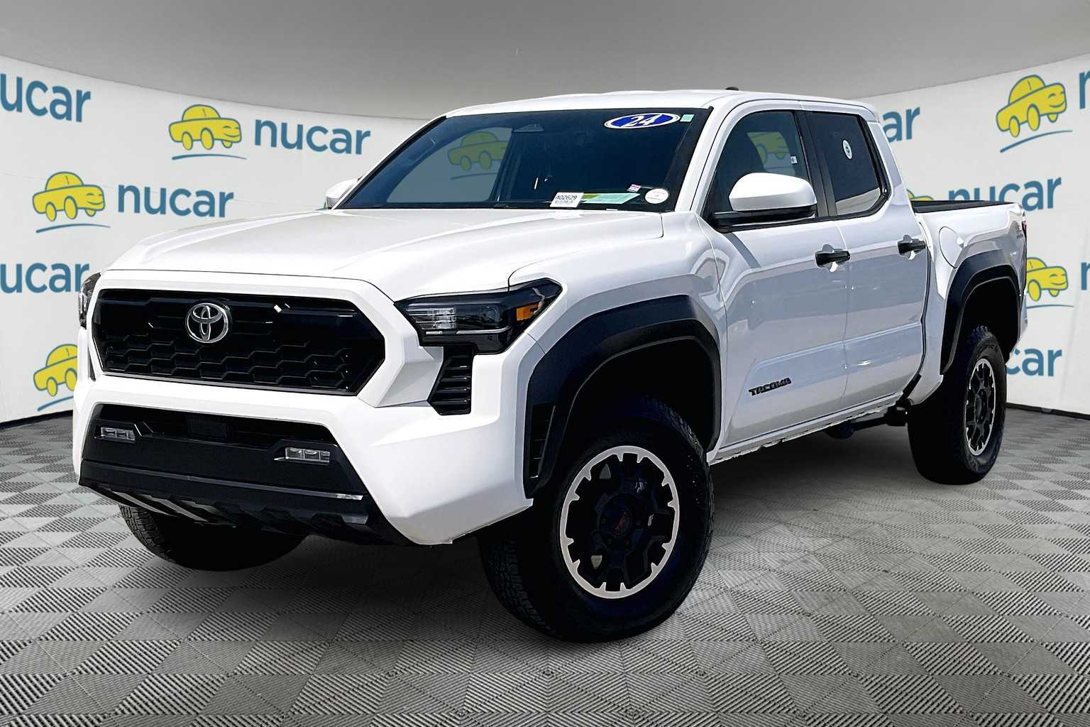 2024 Toyota Tacoma TRD Off Road - Photo 3