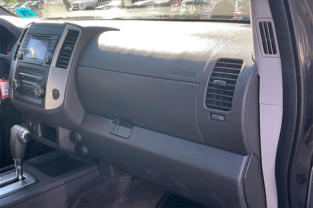 2016 Nissan Frontier SV - Photo 17