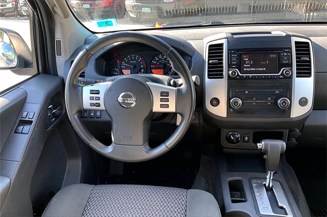 2016 Nissan Frontier SV - Photo 5