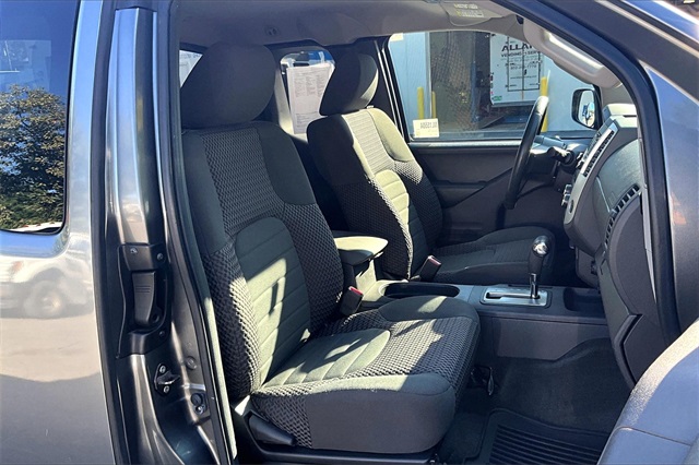 2016 Nissan Frontier SV - Photo 7