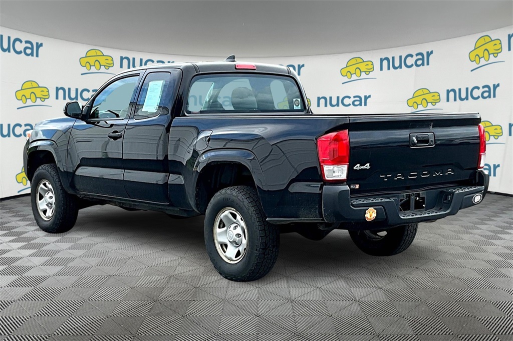 2017 Toyota Tacoma Access Cab 4x4 - Photo 4