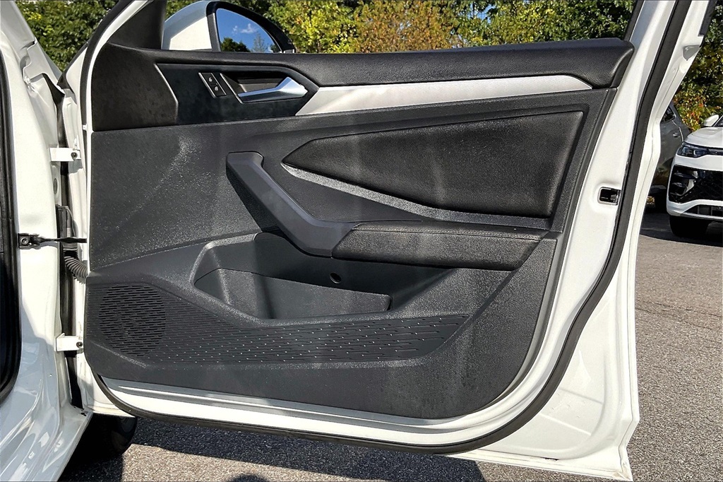 2024 Volkswagen Jetta 1.5T S - Photo 11