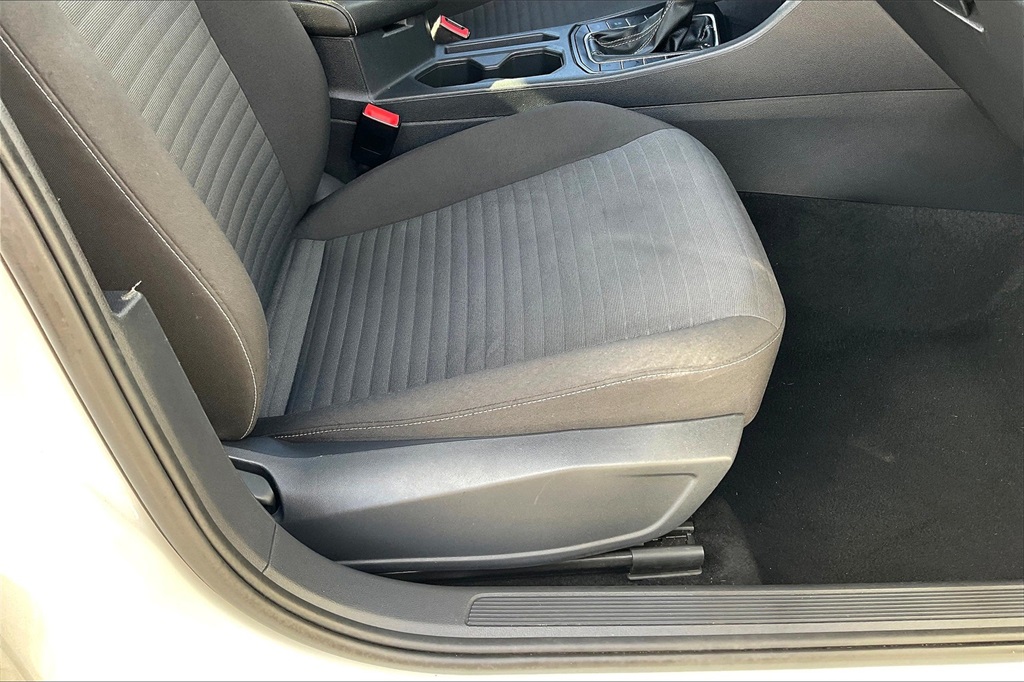 2024 Volkswagen Jetta 1.5T S - Photo 32