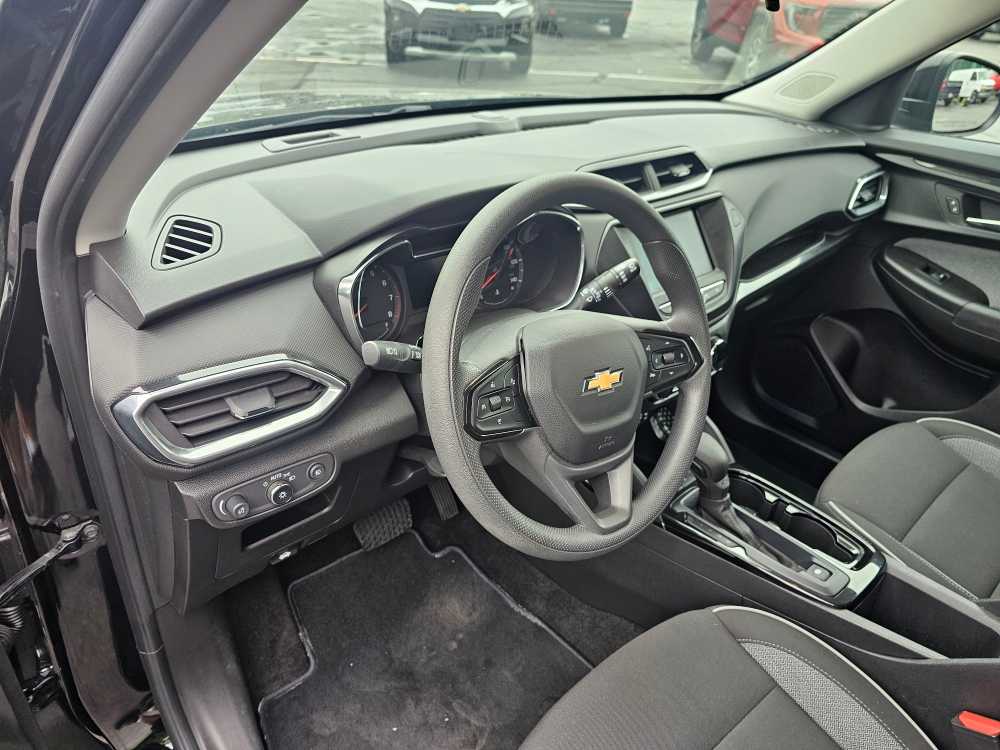 2023 Chevrolet TrailBlazer LT - Photo 12