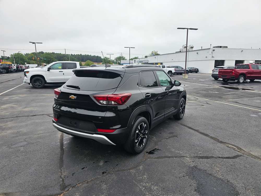 2023 Chevrolet TrailBlazer LT - Photo 4