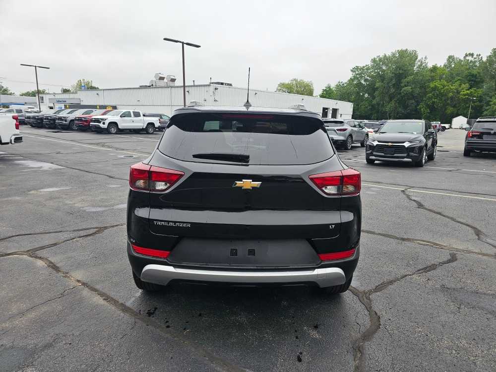 2023 Chevrolet TrailBlazer LT - Photo 5