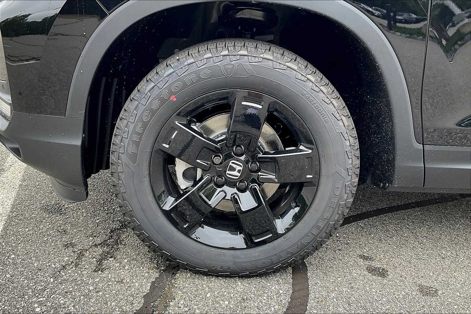 2025 Honda Ridgeline Black Edition - Photo 8
