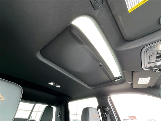 2022 Chevrolet Silverado 1500 High Country - Photo 21