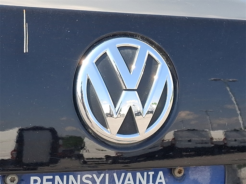 2015 Volkswagen Passat 1.8T Limited Edition - Photo 8