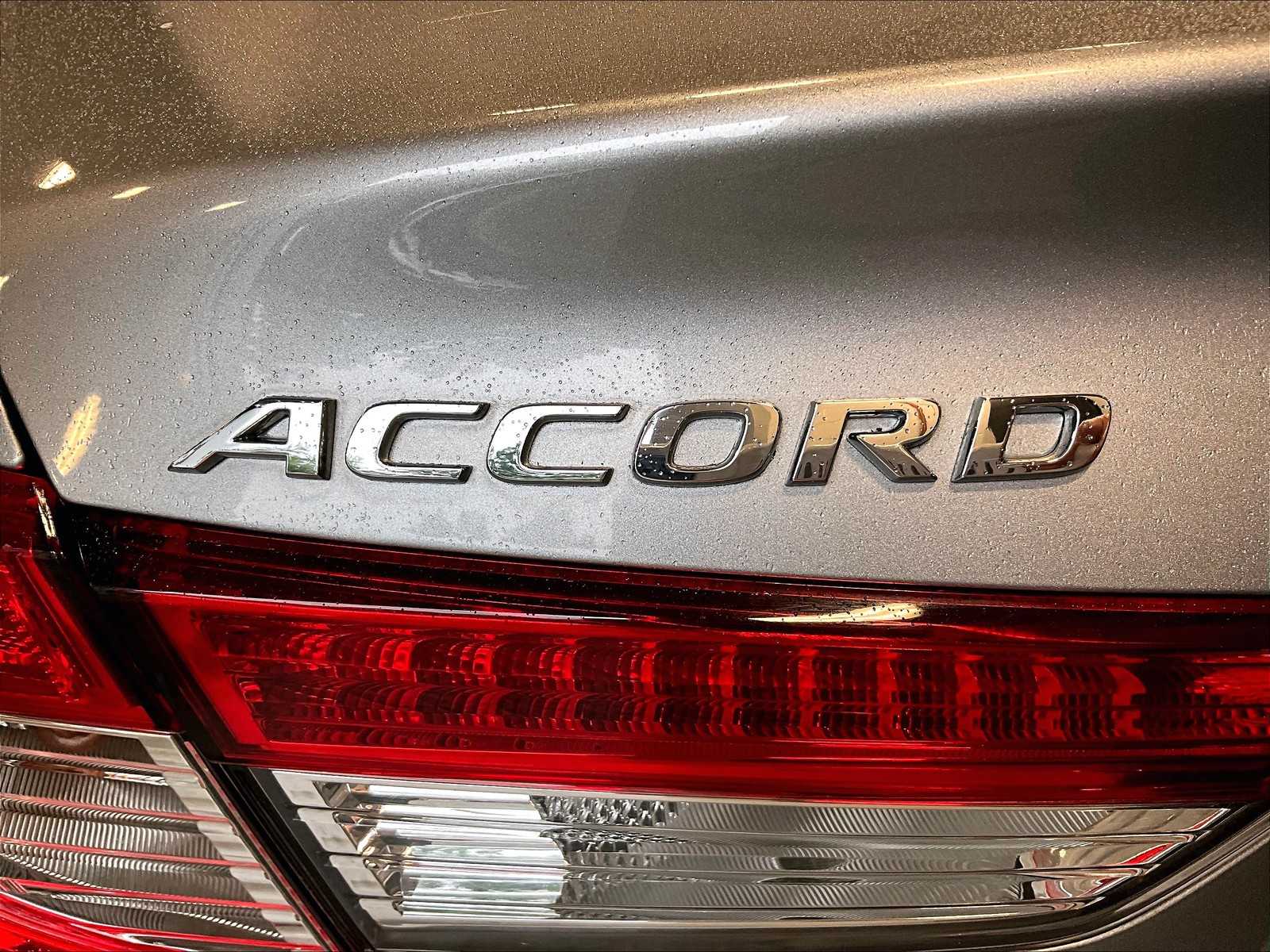 2018 Honda Accord EX-L 1.5T - Photo 29