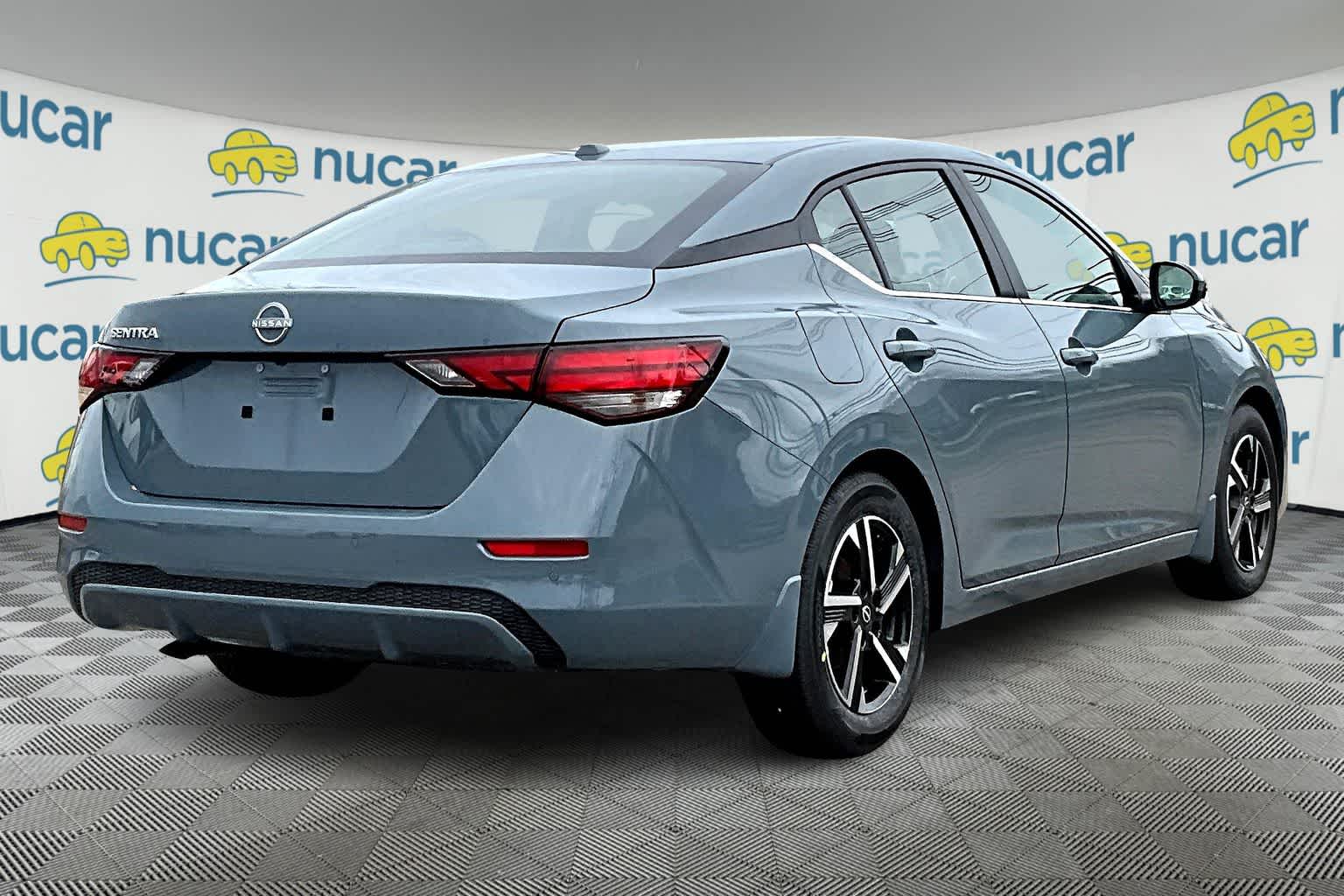 2025 Nissan Sentra SV - Photo 7
