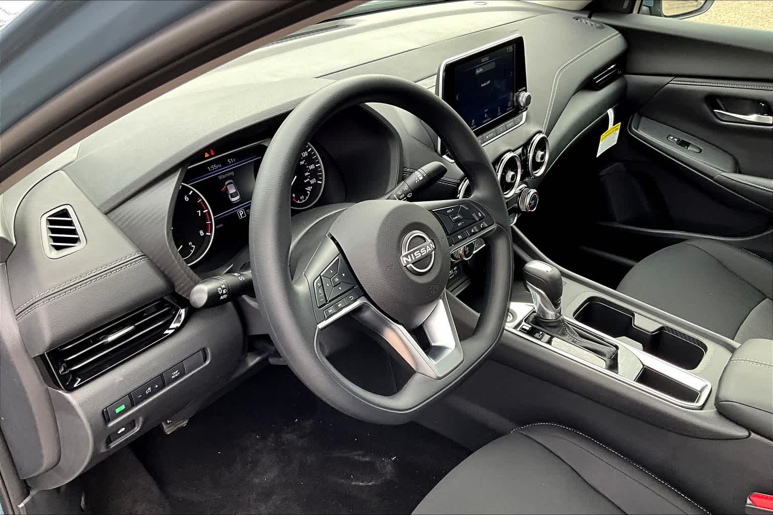 2025 Nissan Sentra SV - Photo 9