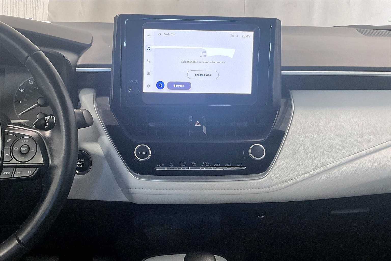 2023 Toyota Corolla SE - Photo 18