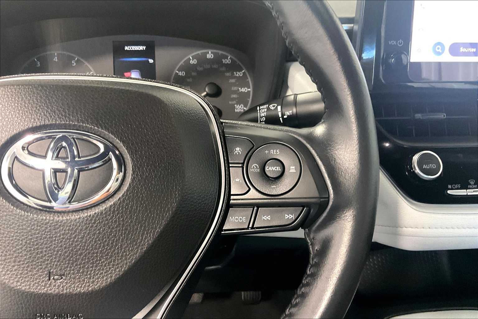 2023 Toyota Corolla SE - Photo 23