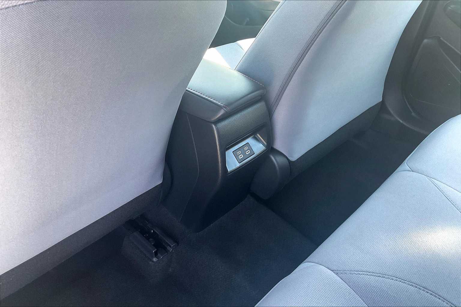 2023 Toyota Corolla SE - Photo 27
