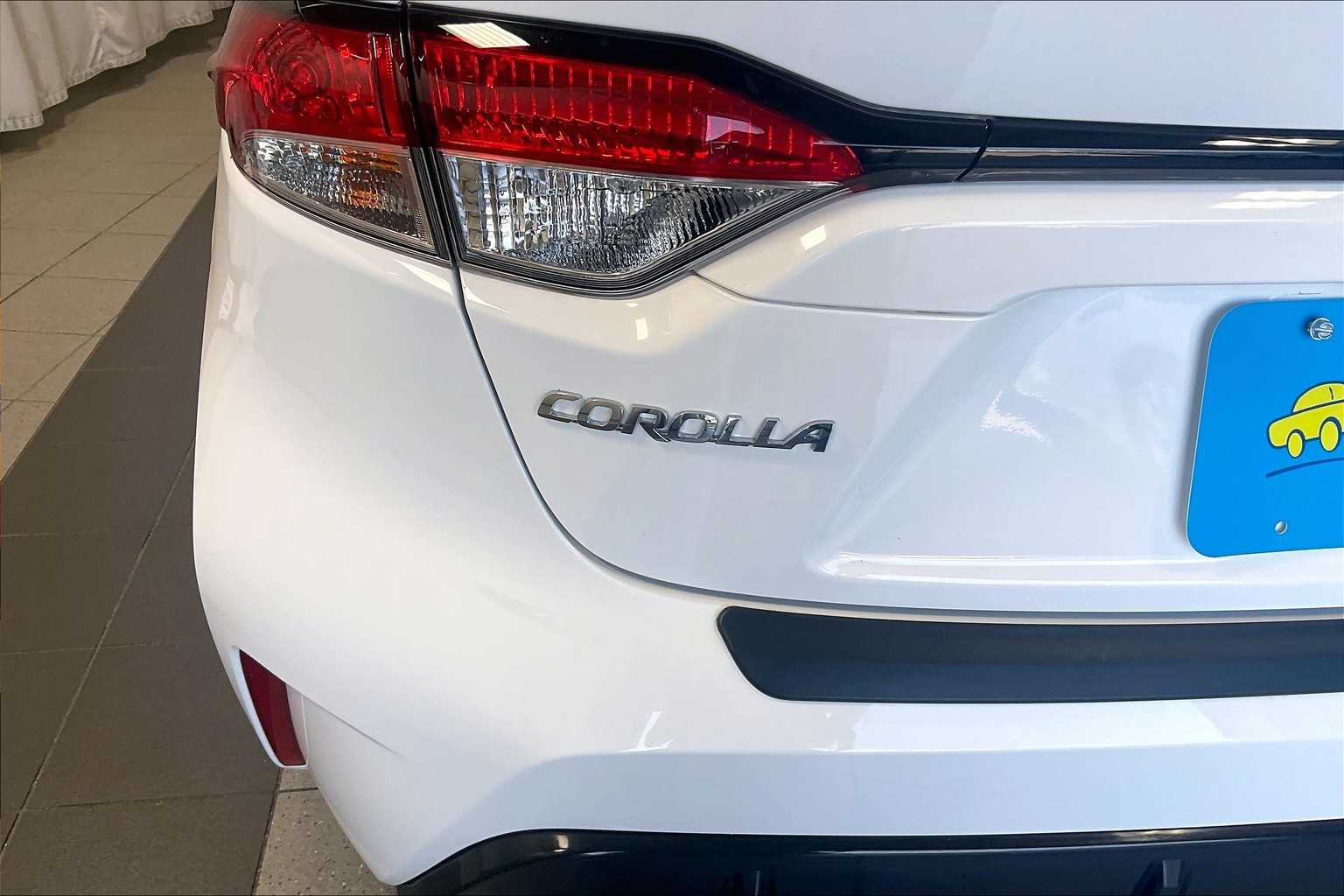 2023 Toyota Corolla SE - Photo 28