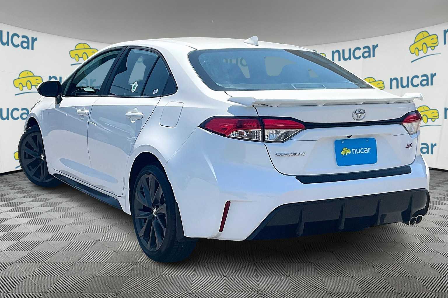 2023 Toyota Corolla SE - Photo 4