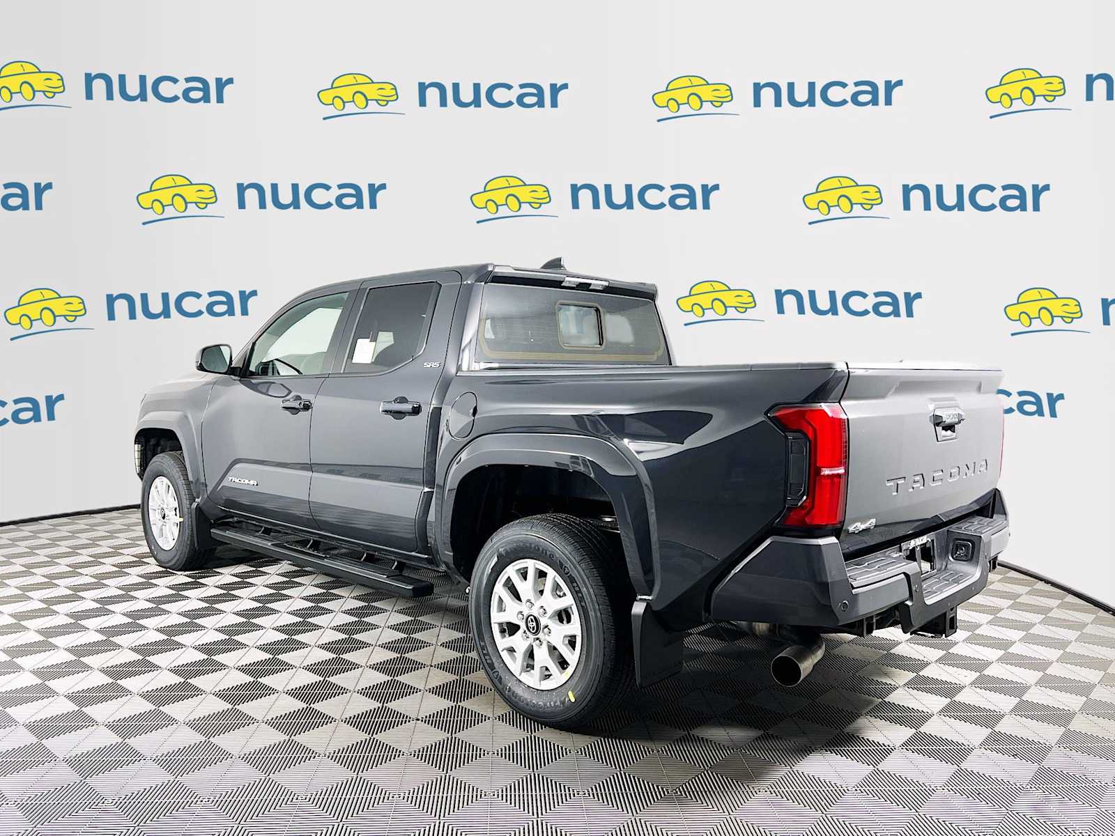 2026 Toyota Tacoma SR5 - Photo 4