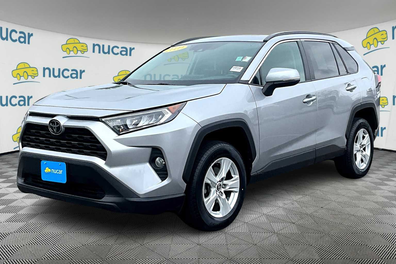 2020 Toyota RAV4 XLE - Photo 3