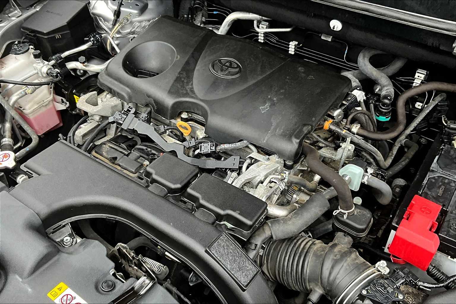 2020 Toyota RAV4 XLE - Photo 35