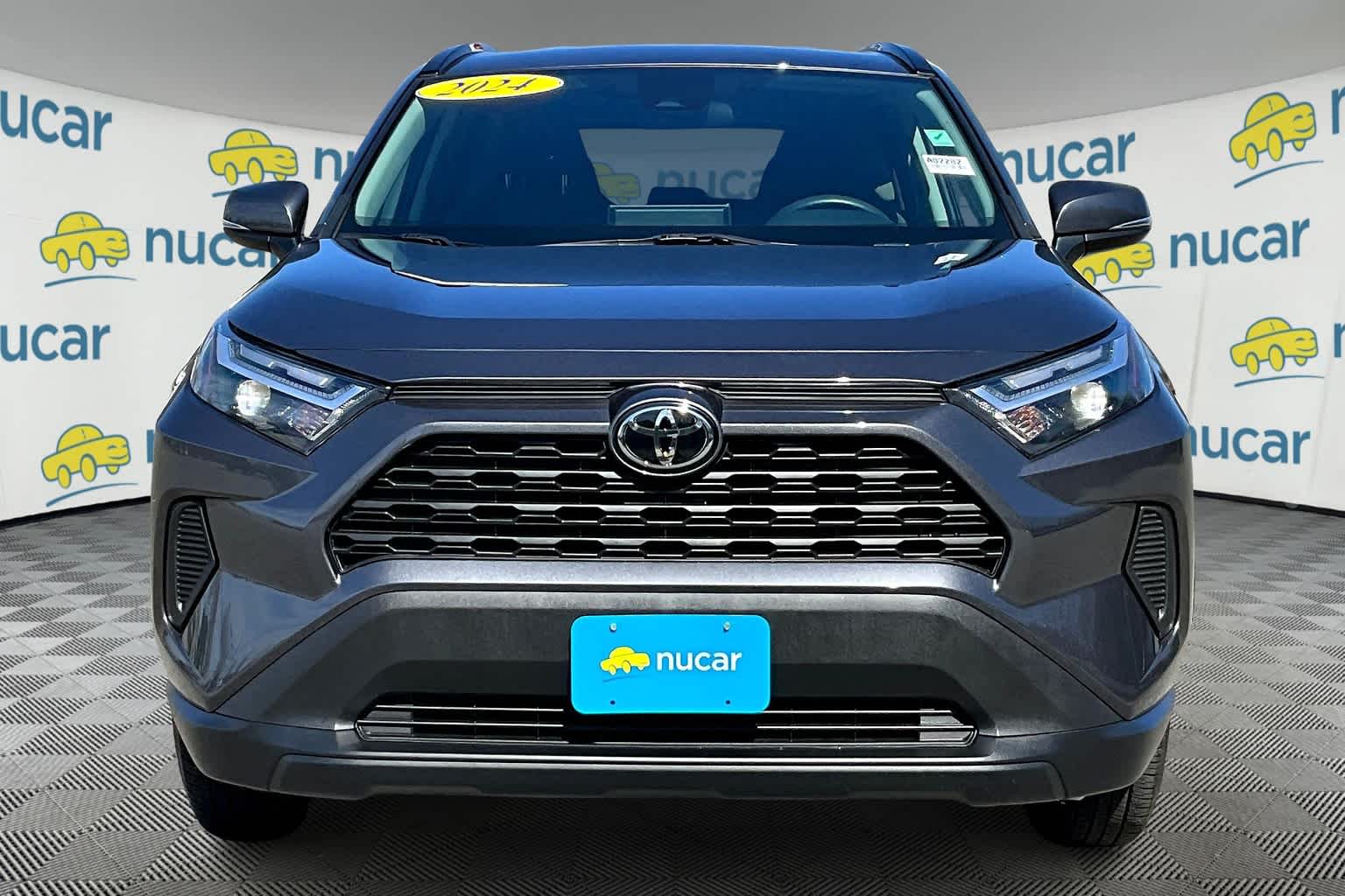 2024 Toyota RAV4 XLE - Photo 2