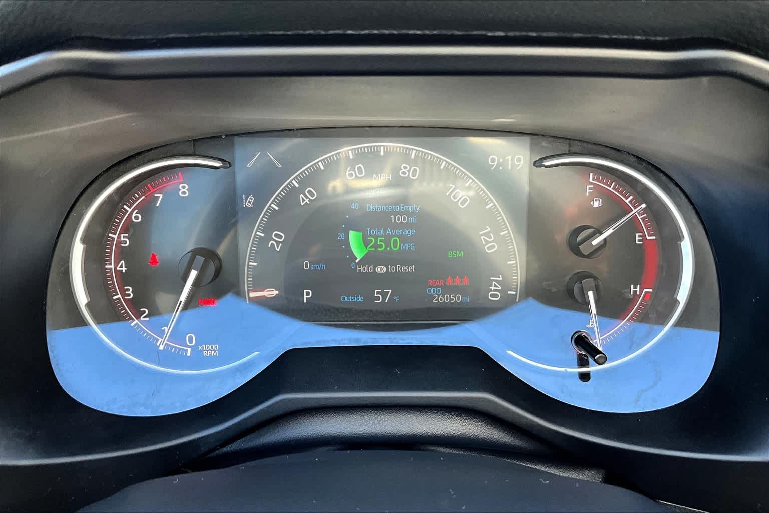 2024 Toyota RAV4 XLE - Photo 25