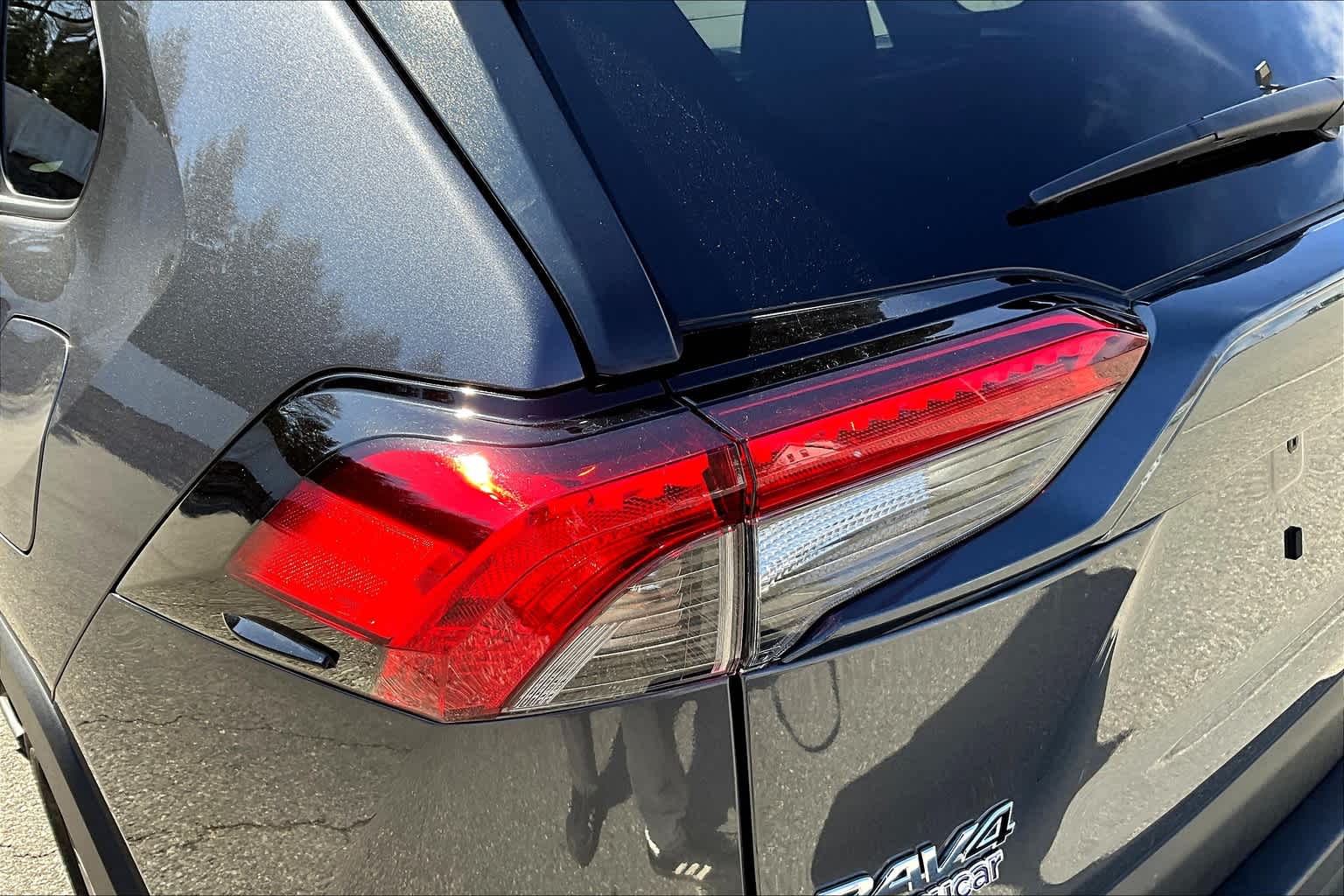 2024 Toyota RAV4 XLE - Photo 34