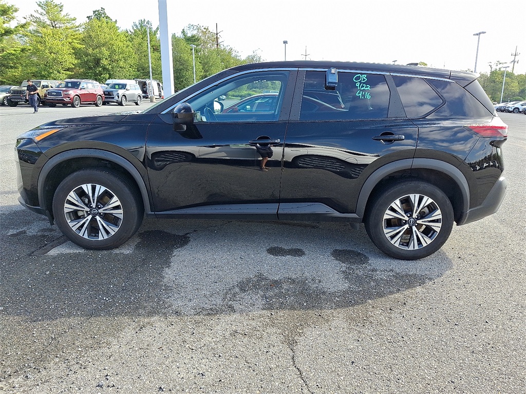 2023 Nissan Rogue SV - Photo 4