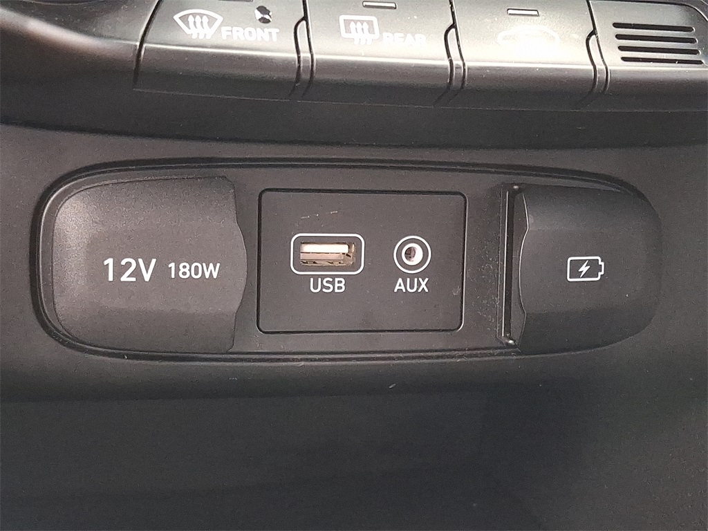 2020 Hyundai Veloster N - Photo 25