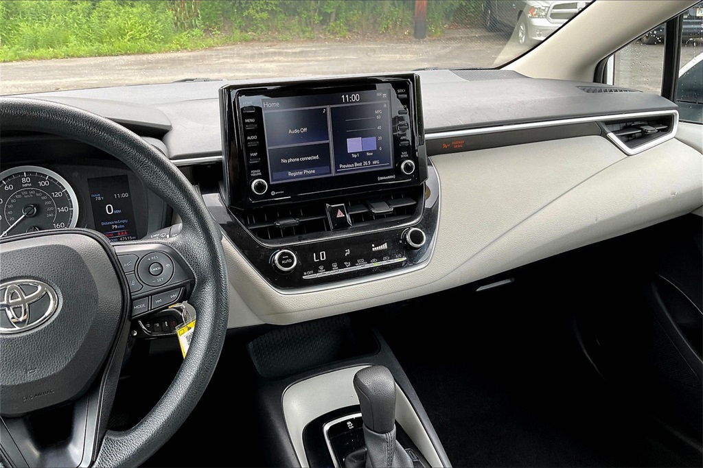 2022 Toyota Corolla LE - Photo 17