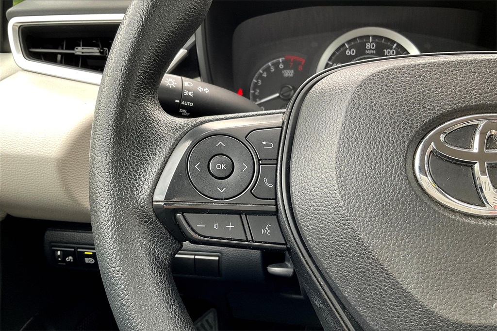 2022 Toyota Corolla LE - Photo 22