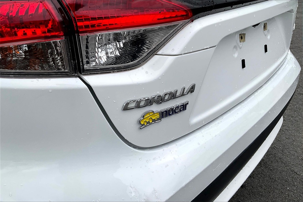2022 Toyota Corolla LE - Photo 26