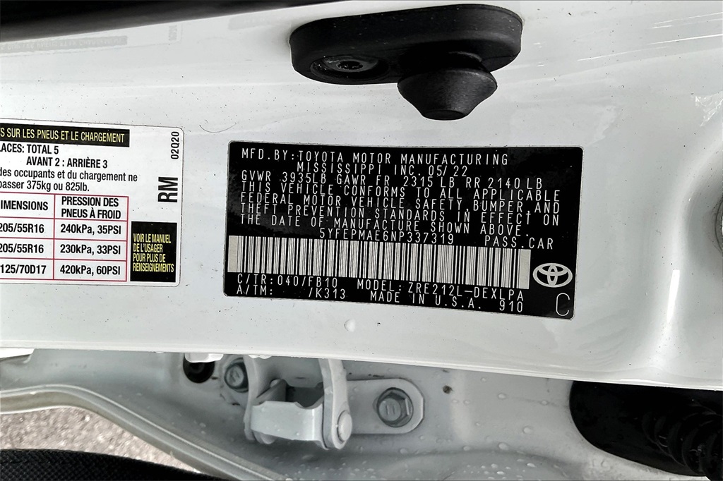 2022 Toyota Corolla LE - Photo 30