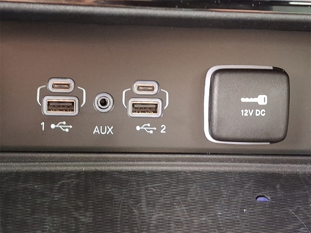 2024 Jeep Grand Cherokee Altitude - Photo 23