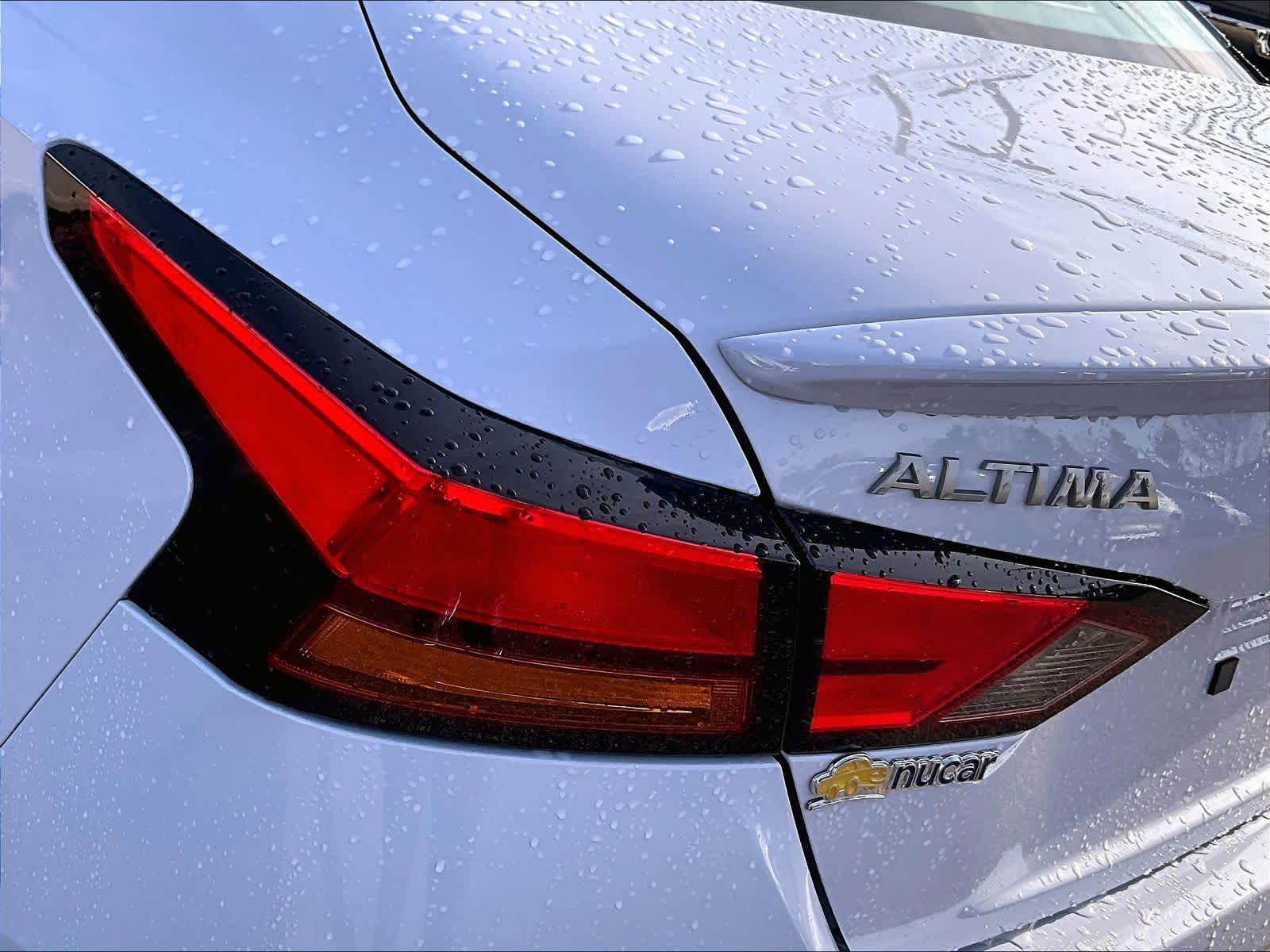 2024 Nissan Altima 2.0 SR - Photo 32