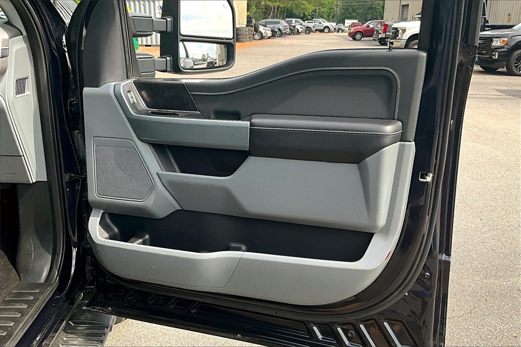 2022 Ford F-150 XLT - Photo 12