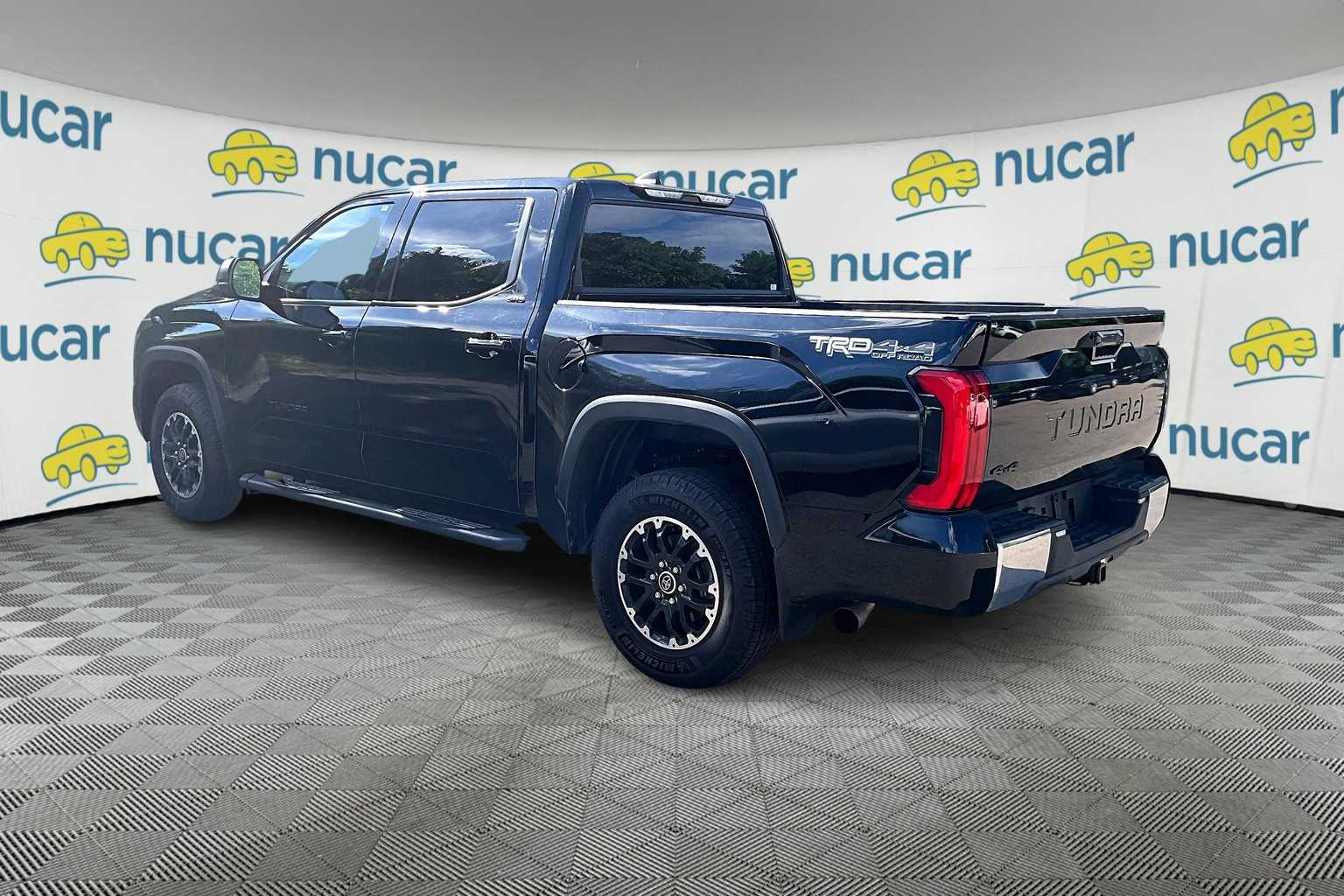 2024 Toyota Tundra SR5 - Photo 3