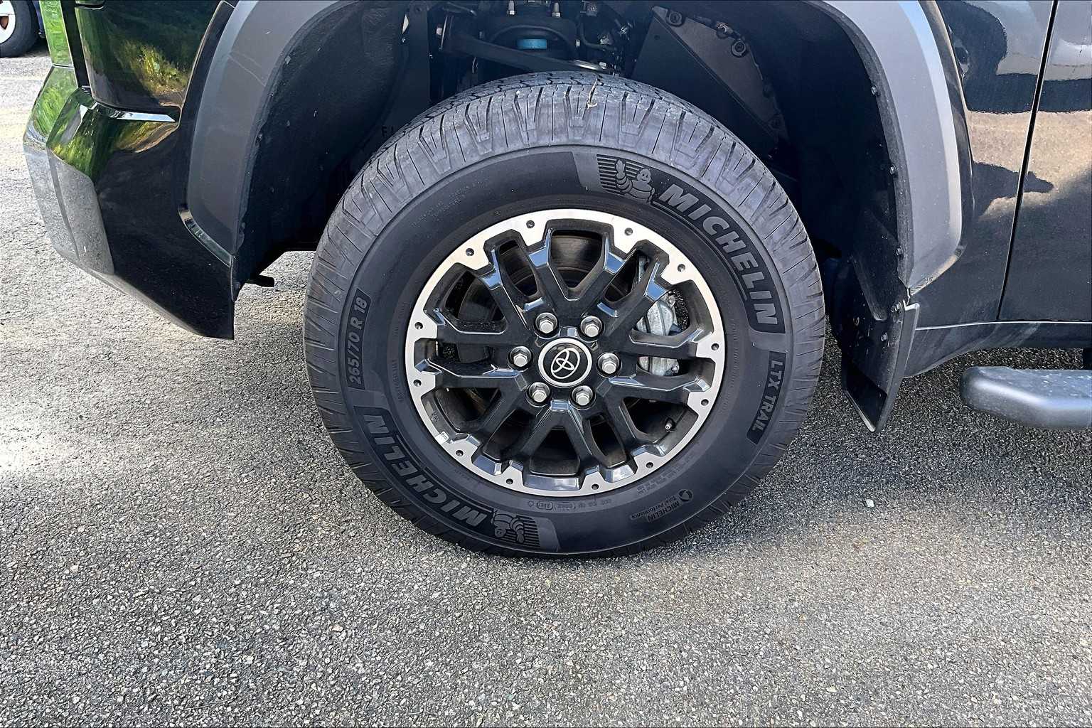 2024 Toyota Tundra SR5 - Photo 4