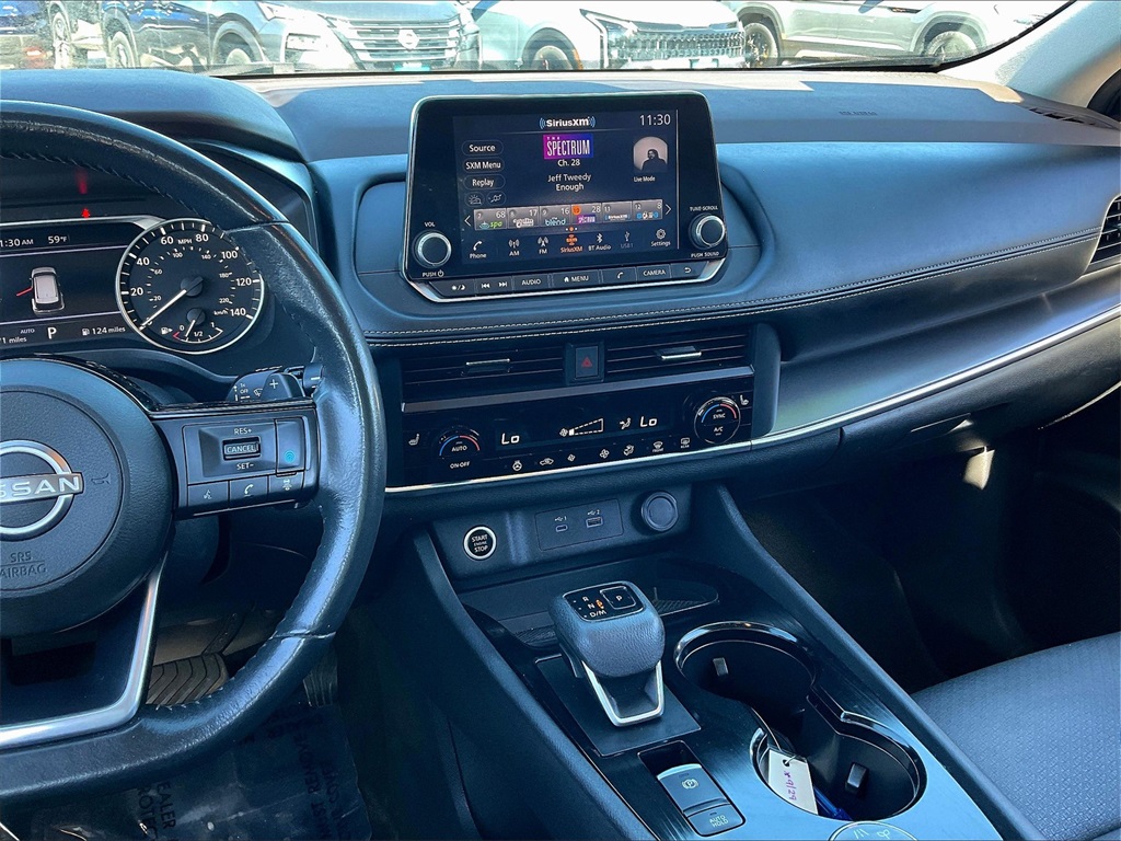 2023 Nissan Rogue SV - Photo 17