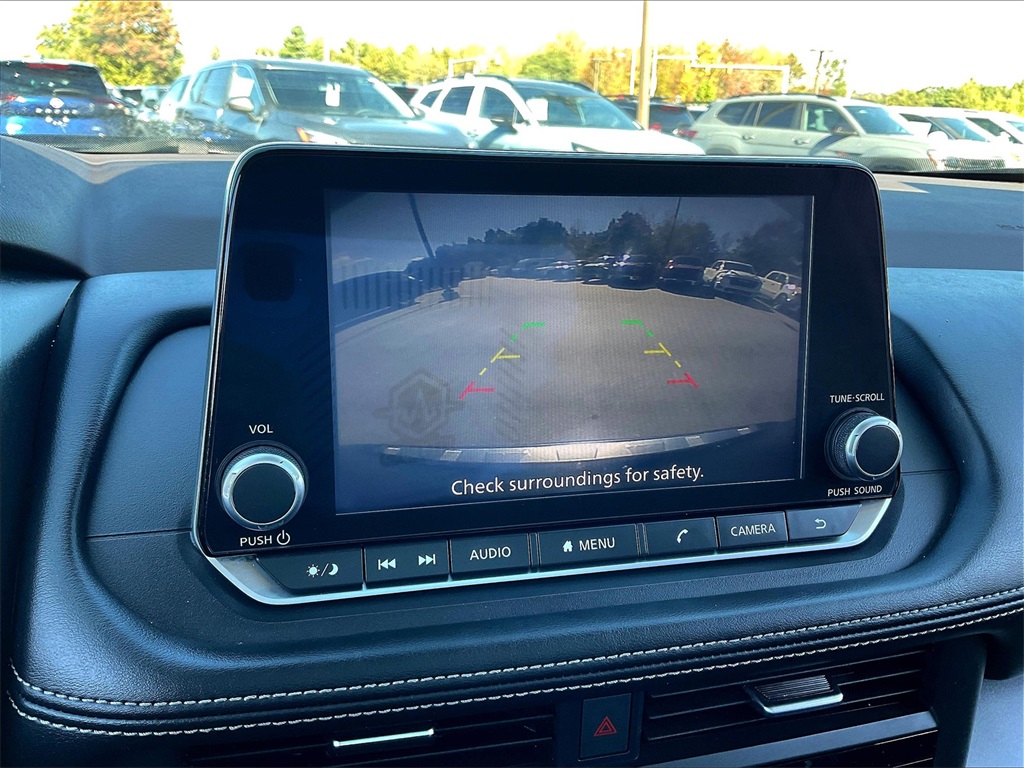 2023 Nissan Rogue SV - Photo 18