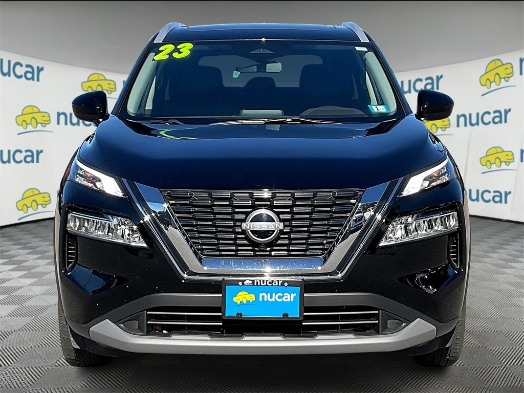 2023 Nissan Rogue SV - Photo 2